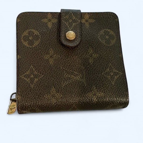 Louis Vuitton Monogram Wallet - Picture 1 of 7